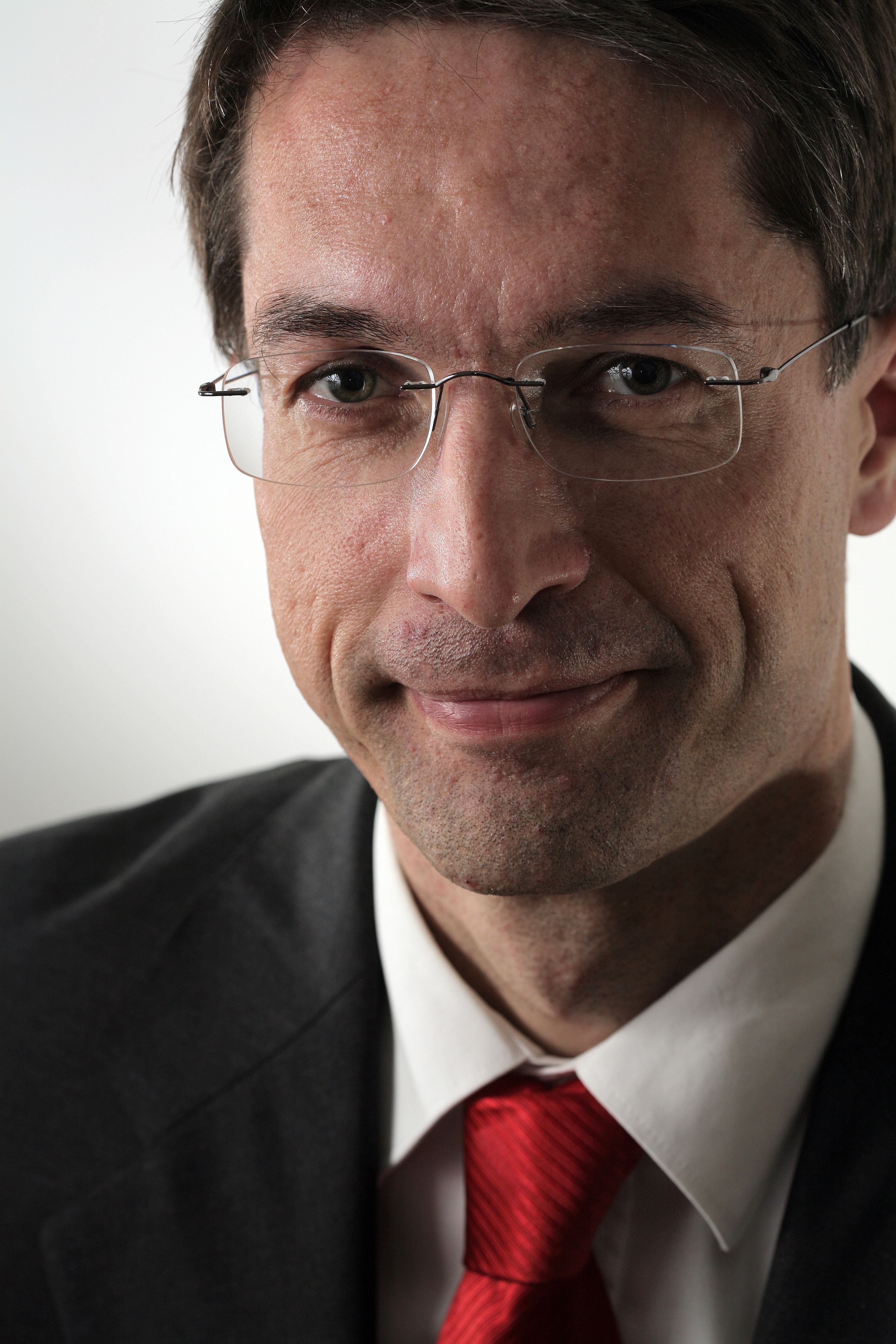 Oprichting van FULCRUM Consulting in Wenen, Oostenrijk